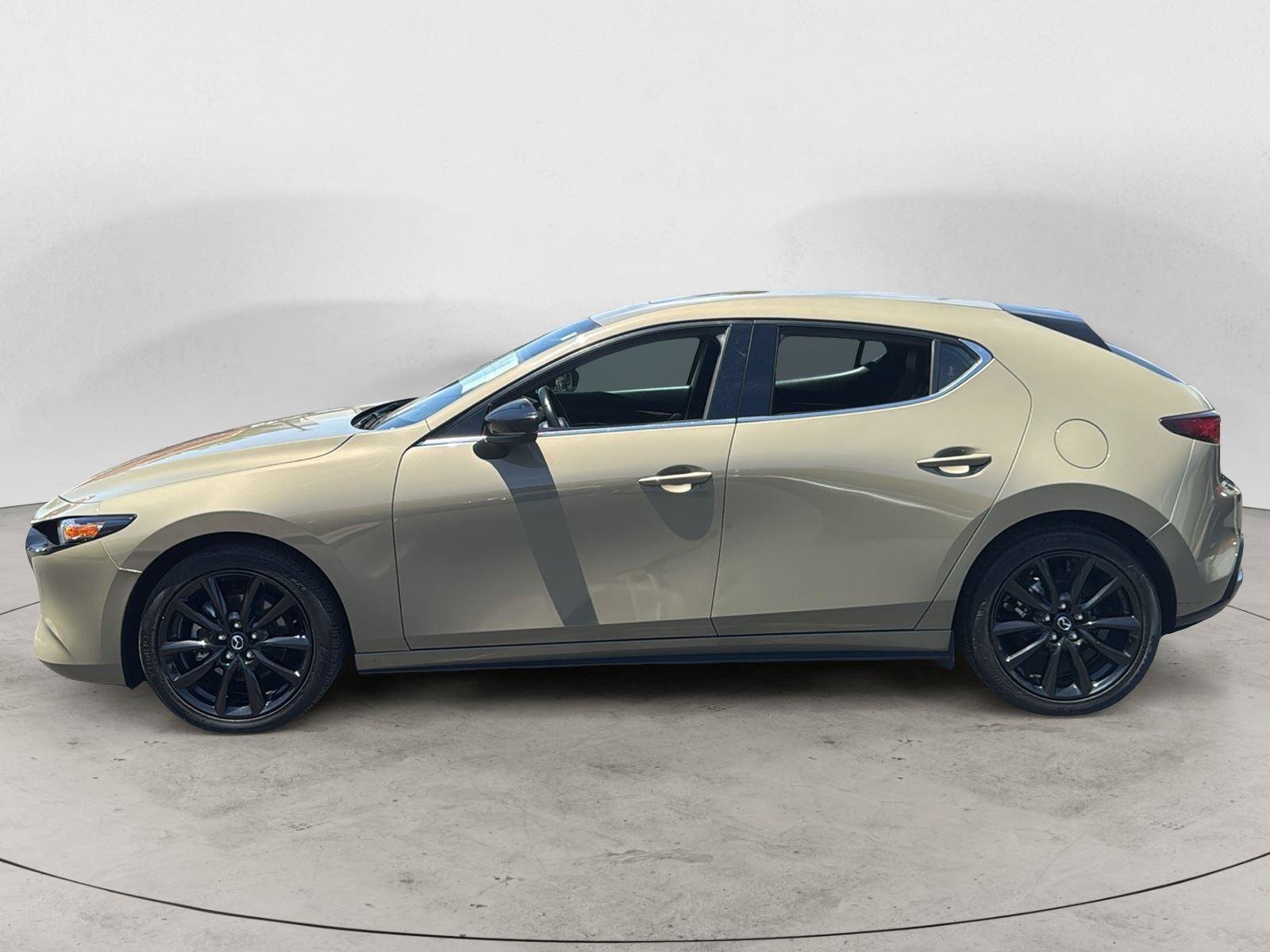 Used 2024 MAZDA MAZDA3 s AWD/4WD image 3