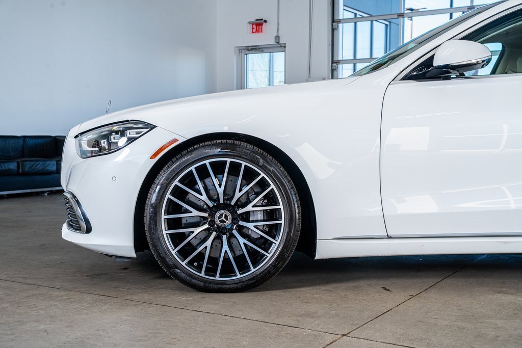 Used 2024 Mercedes-Benz S 580 S 580 image 9