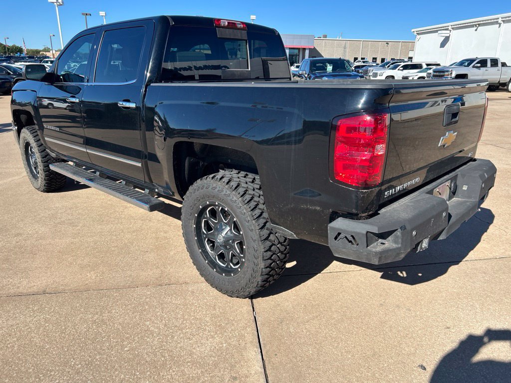 Used 2015 Chevrolet Silverado 1500 LTZ Z71 w/ LTZ Plus Package AWD/4WD image 11