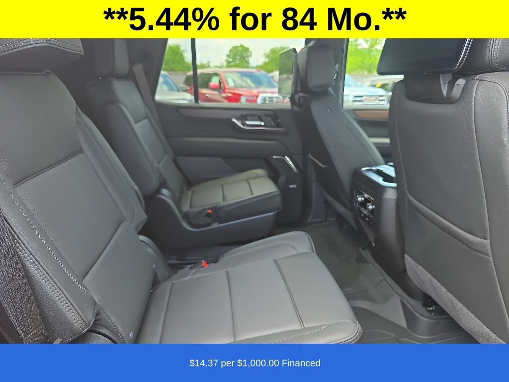 New 2026 GMC Yukon Denali w/ Denali Reserve Package AWD/4WD image 12