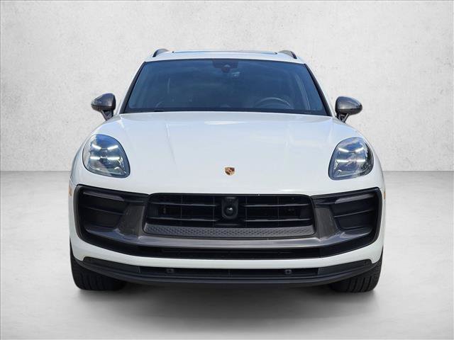 Used 2025 Porsche Macan Turbo AWD/4WD image 2