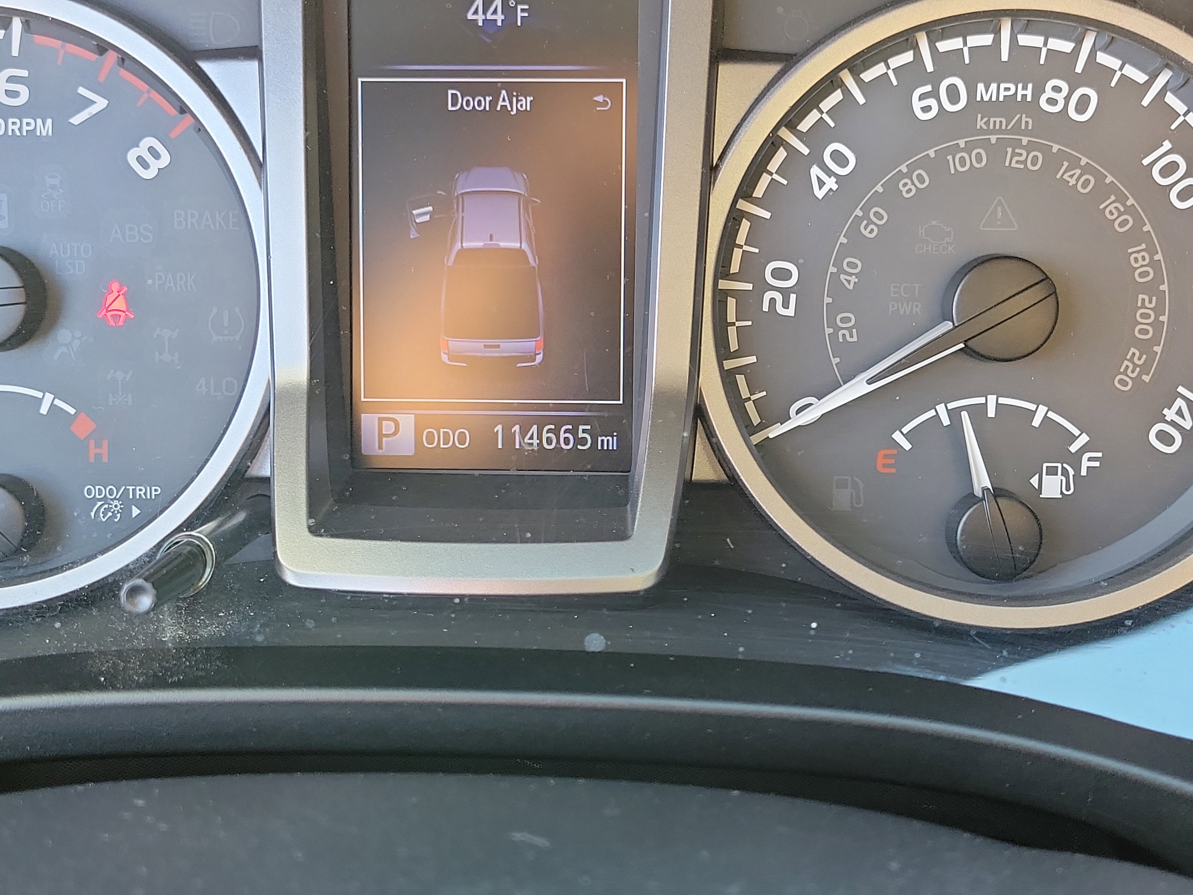 Used 2017 Toyota Tacoma SR5 image 25