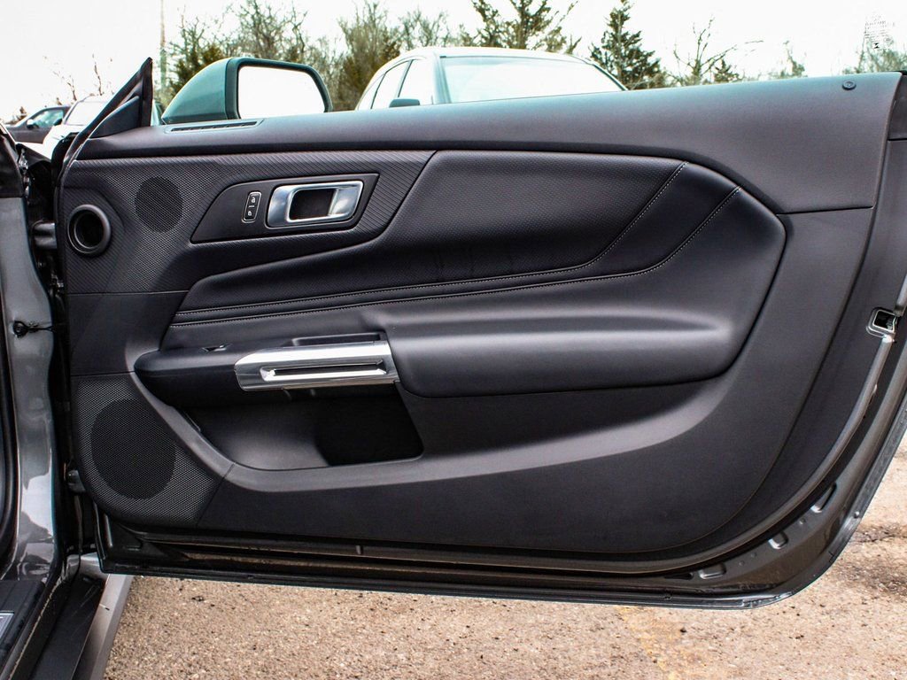 Used 2025 Ford Mustang Premium image 11