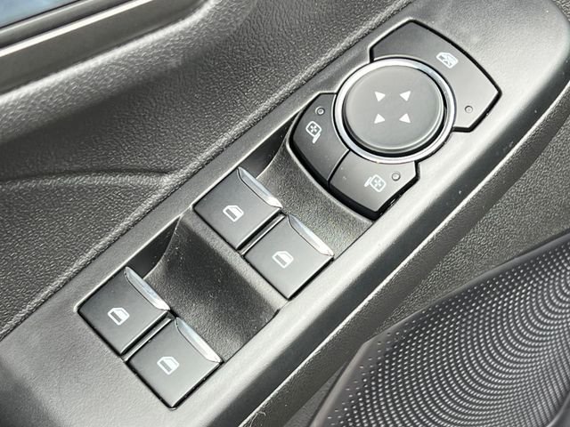 New 2024 Ford Escape SE image 12
