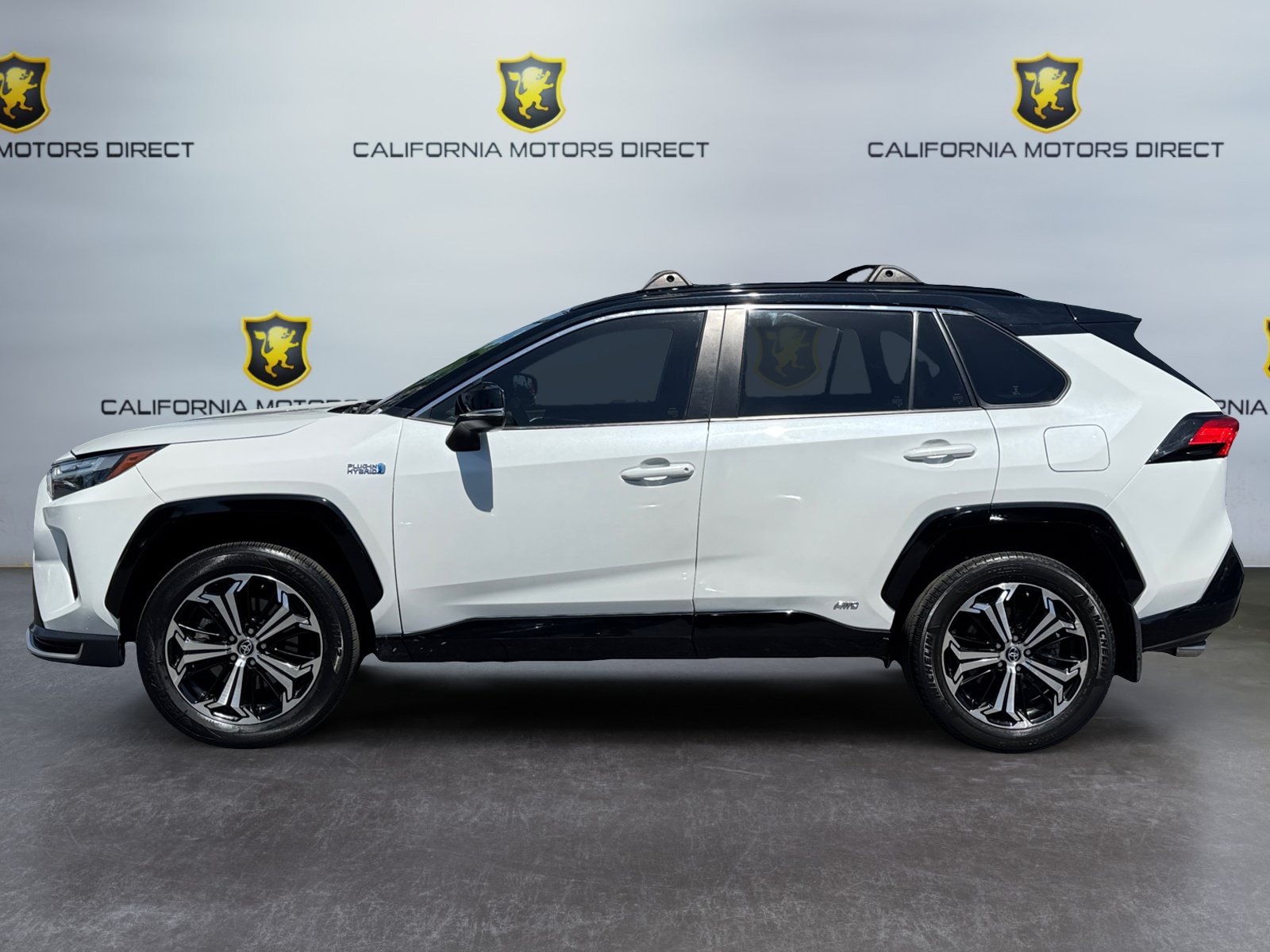 Used 2023 Toyota RAV4 XSE w/ Weather Package AWD/4WD image 2