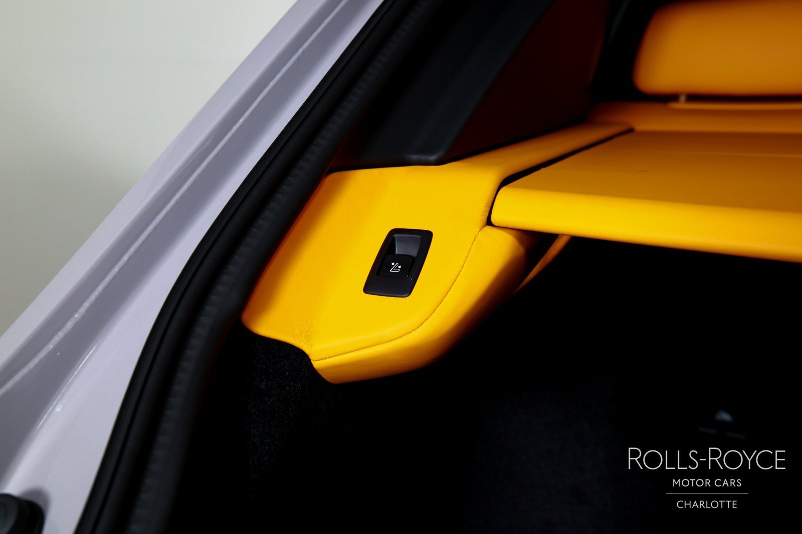 New 2027 Rolls-Royce Cullinan Black Badge AWD/4WD image 27