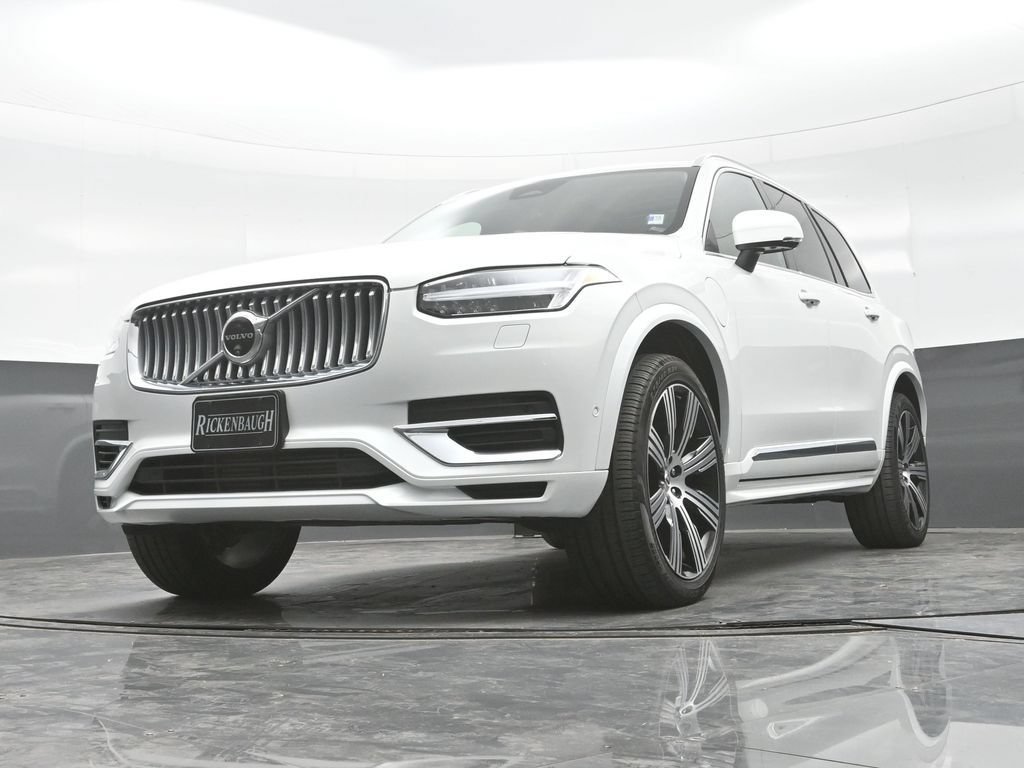 Used 2025 Volvo XC90 T8 Plus w/ Protection Package Premier AWD/4WD image 28