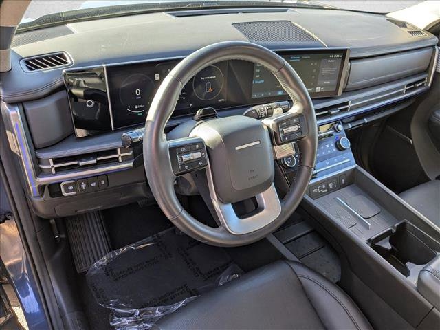 Used 2025 Hyundai Santa Fe Limited image 10
