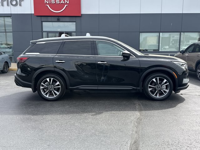 Used 2024 INFINITI QX60 Luxe w/ Cargo Package AWD/4WD image 2