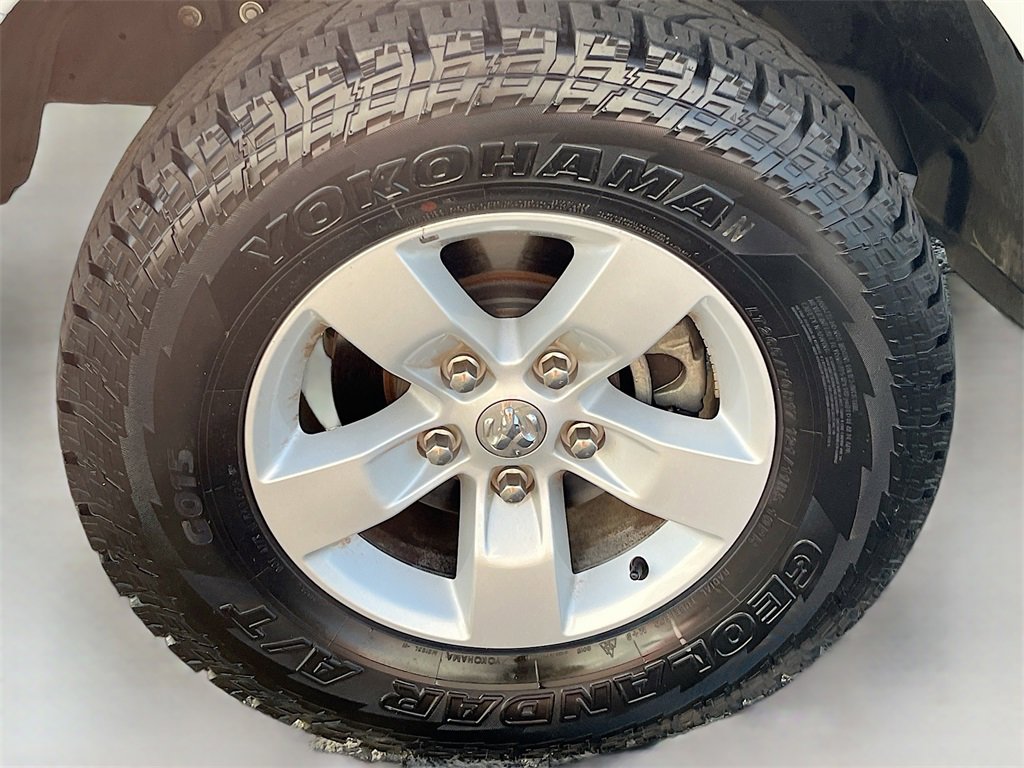 Used 2023 RAM 1500 Classic SLT w/ Electronics Group image 30