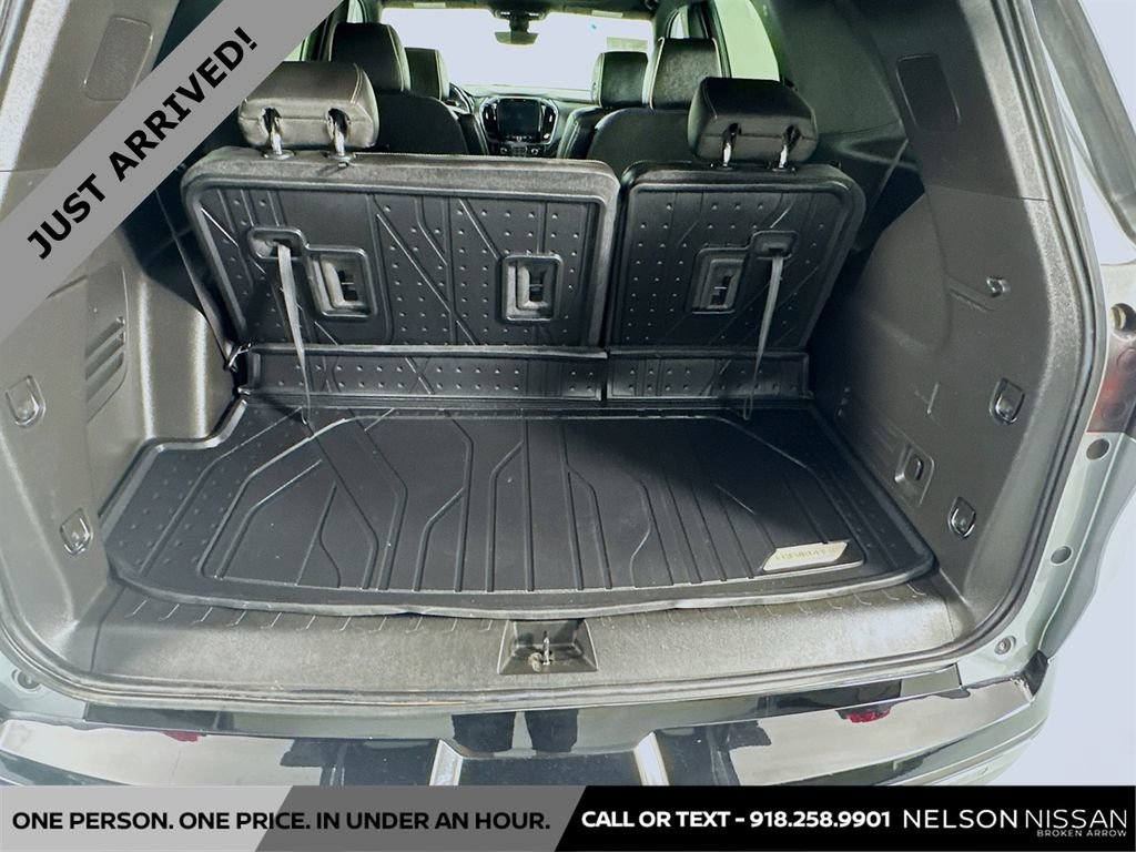 Used 2024 Chevrolet Traverse Premier w/ Redline Edition image 28