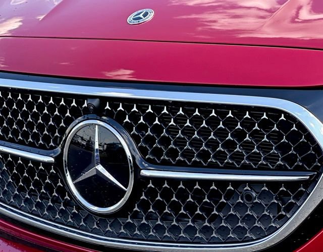 New 2026 Mercedes-Benz E 350 4MATIC Sedan image 5
