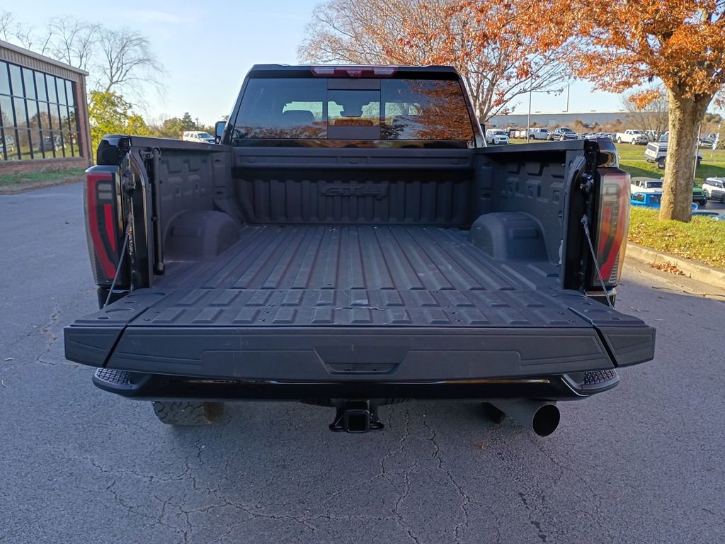 Used 2024 GMC Sierra 2500 AT4 w/ AT4 Premium Plus Package image 23