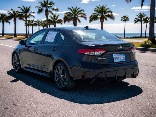 Used 2025 Toyota Corolla SE FWD image 7