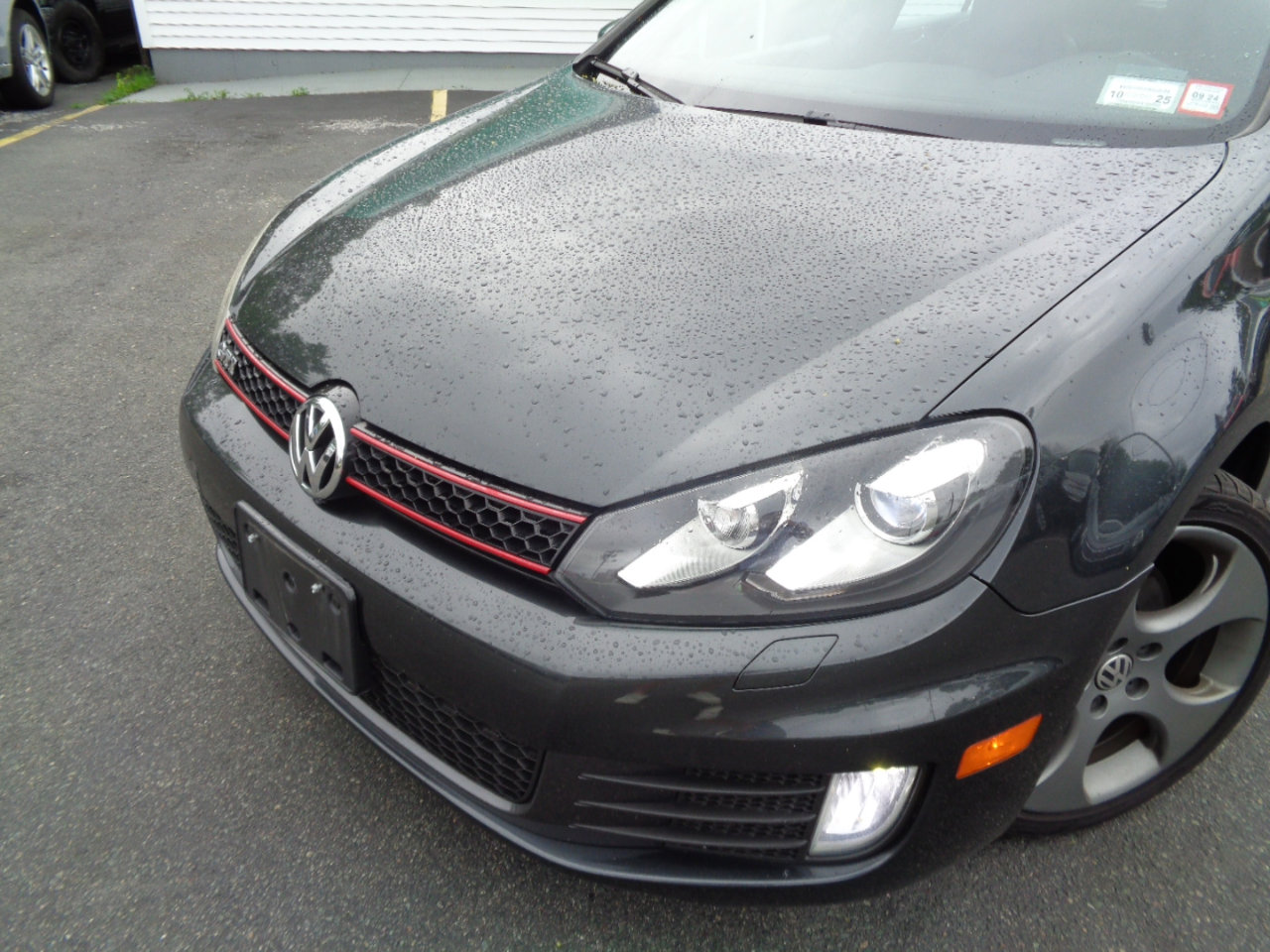 Used 2011 Volkswagen GTI Autobahn image 9