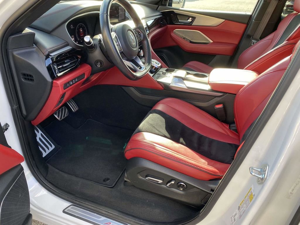 Used 2023 Acura MDX A-Spec image 10