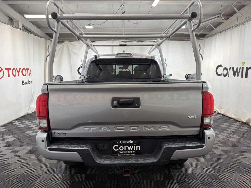 Used 2019 Toyota Tacoma TRD Sport w/ Technology Package AWD/4WD image 5