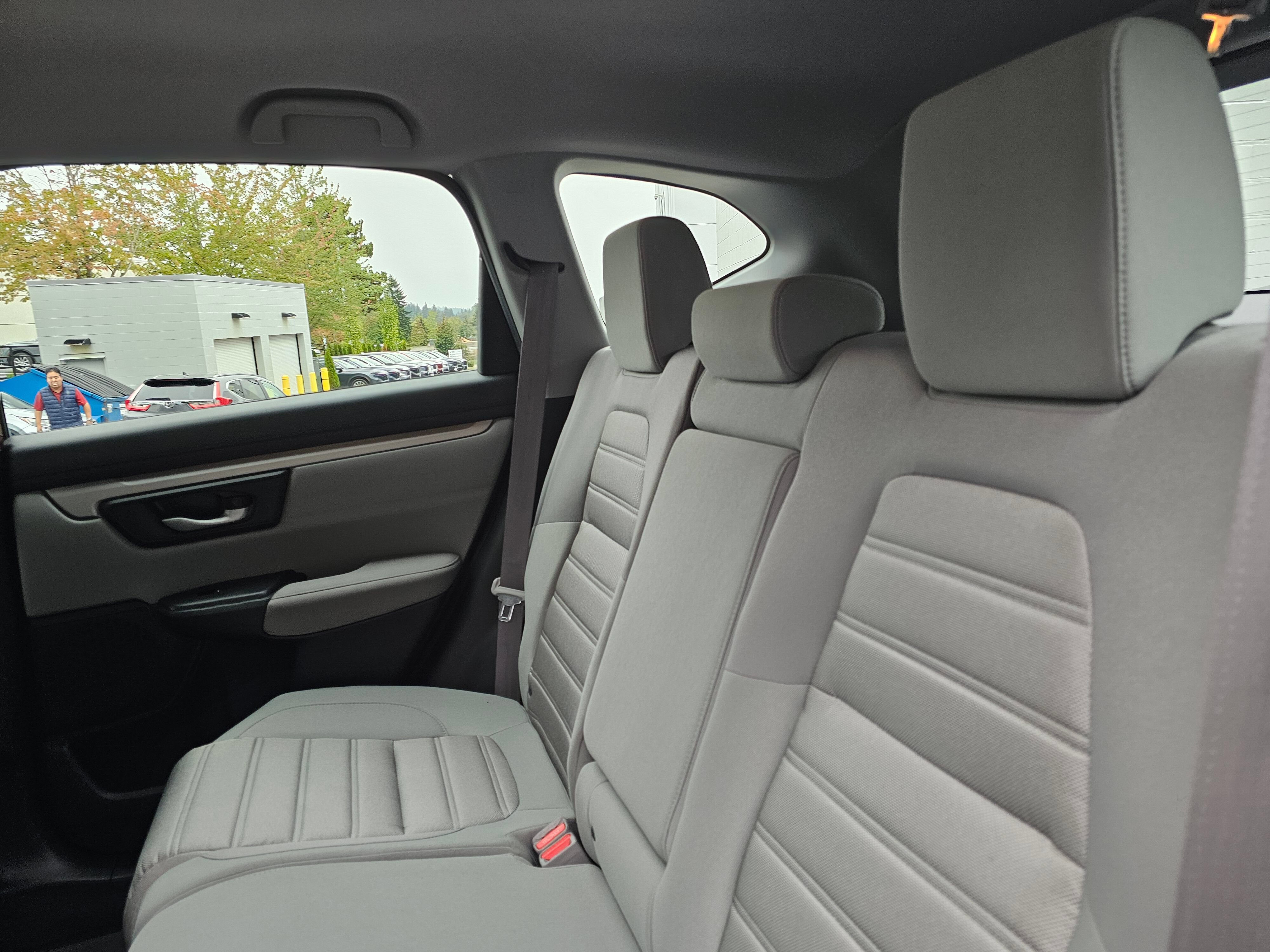 Used 2018 Honda CR-V LX image 20