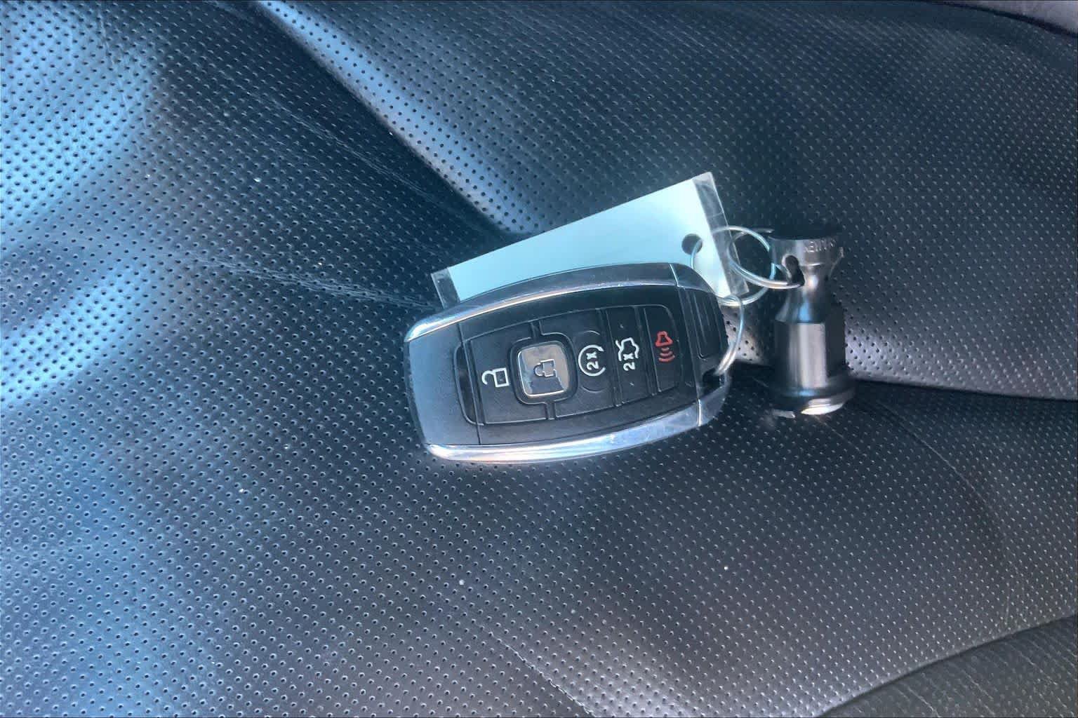 Used 2018 Lincoln MKX Reserve AWD/4WD image 15