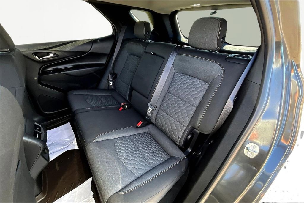 Used 2018 Chevrolet Equinox LT w/ LPO, Blackout Package image 28