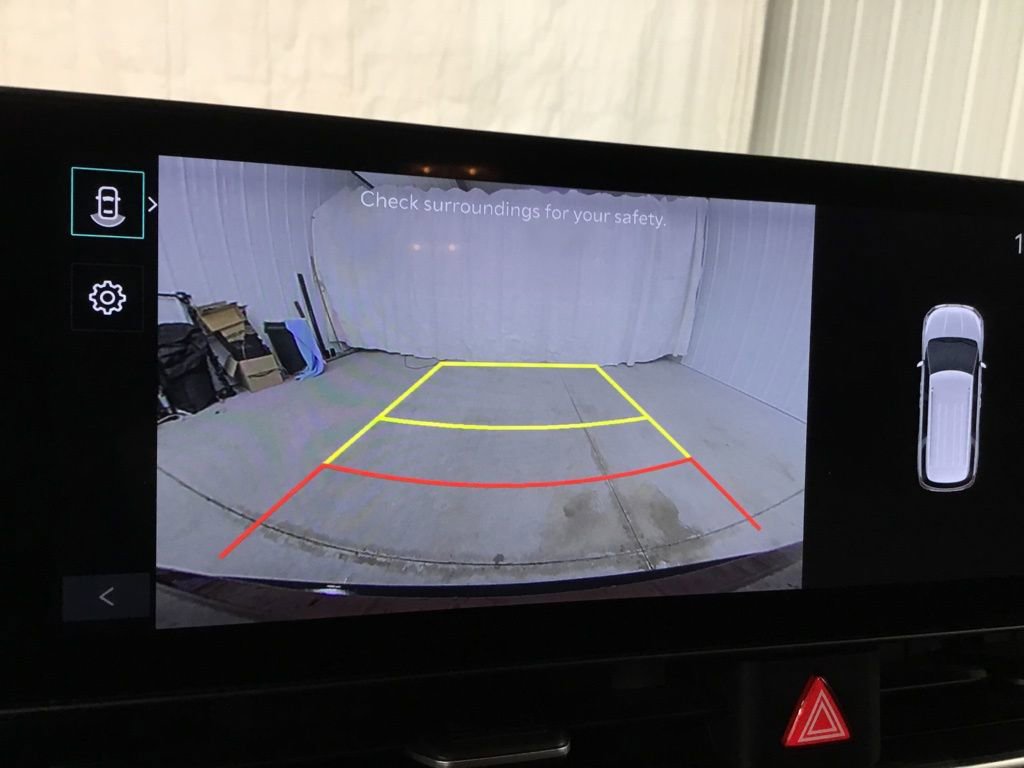 Used 2025 Kia Carnival image 11