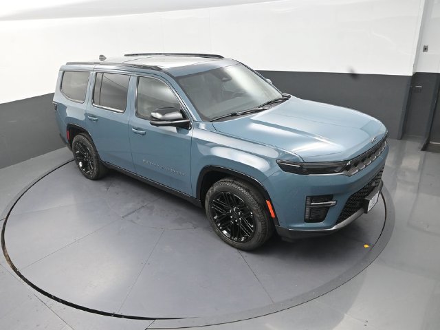 New 2026 Jeep Grand Wagoneer Limited AWD/4WD image 10