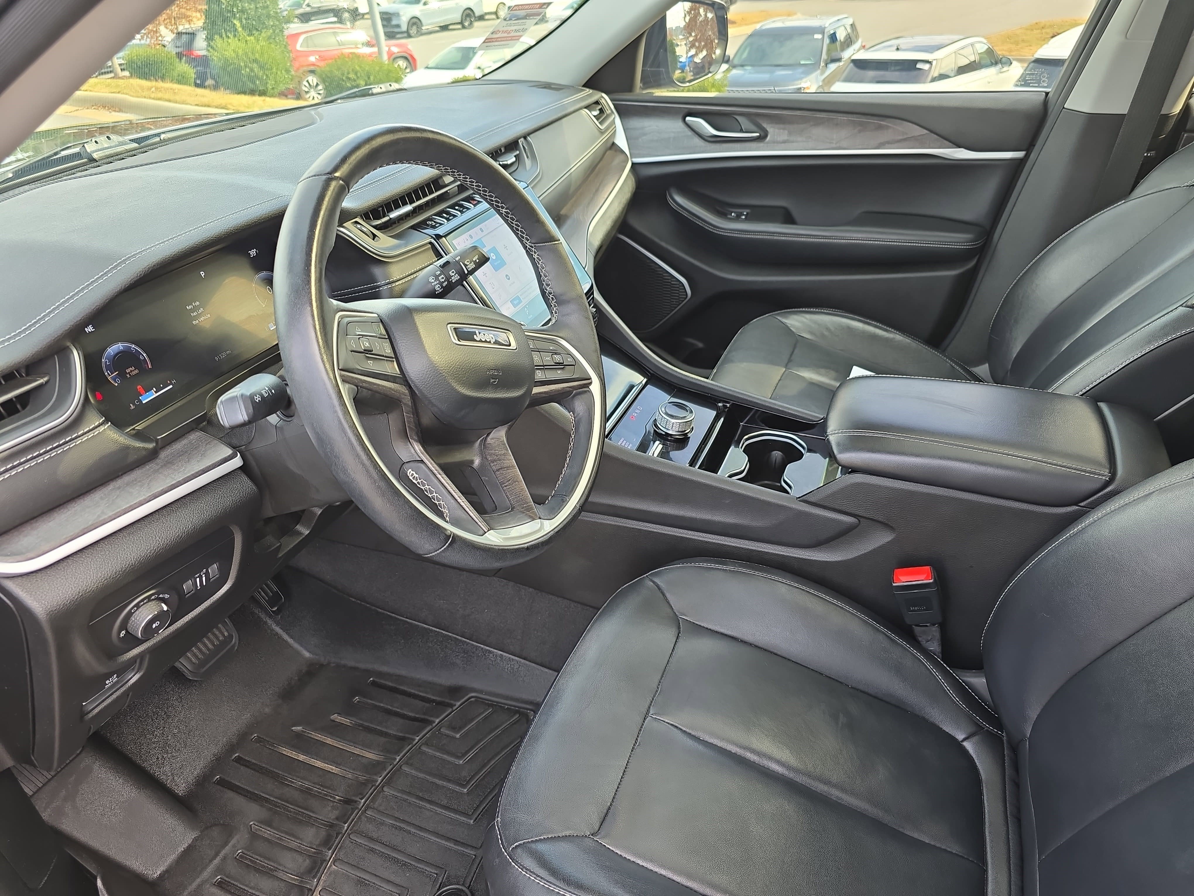 Used 2022 Jeep Grand Cherokee L Limited image 15