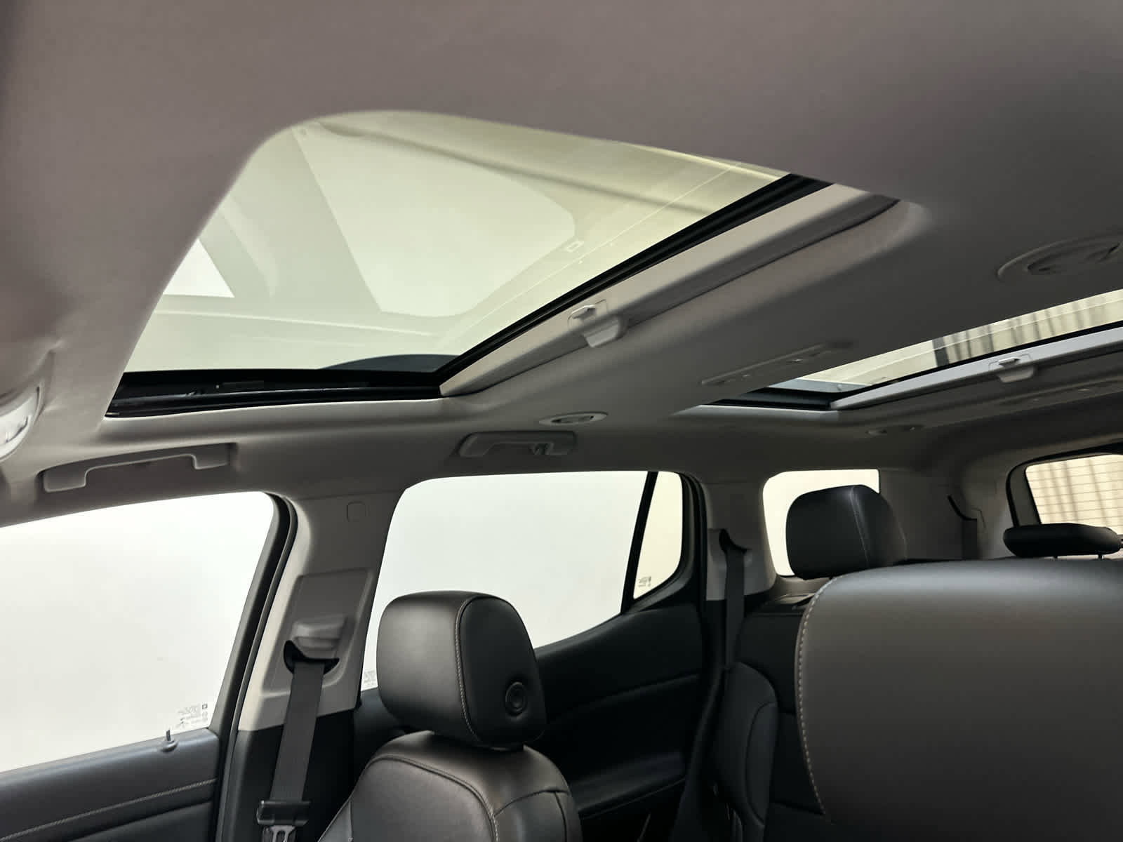 Certified 2021 GMC Acadia SLT w/ Premium Package image 30