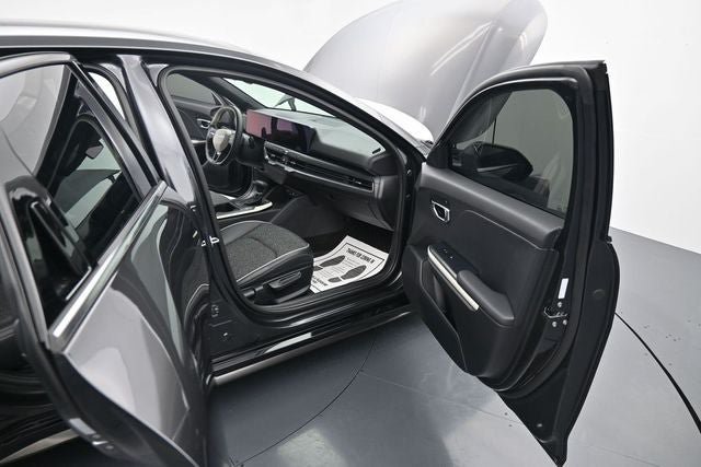 Used 2025 Kia K4 GT-Line w/ GT-Line Sunroof Package FWD image 13