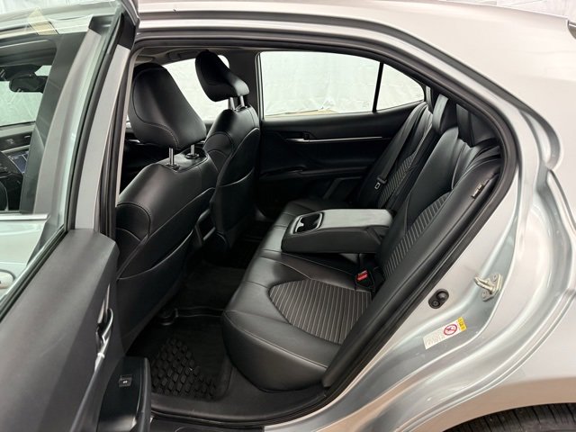 Used 2019 Toyota Camry SE image 15