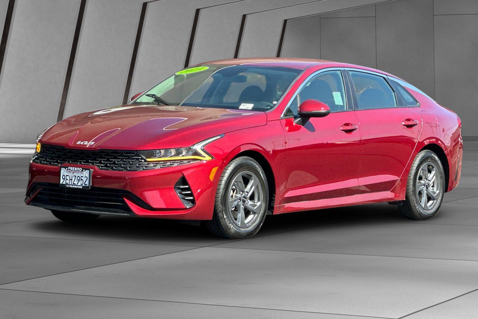 Used 2023 Kia K5 LXS image 8