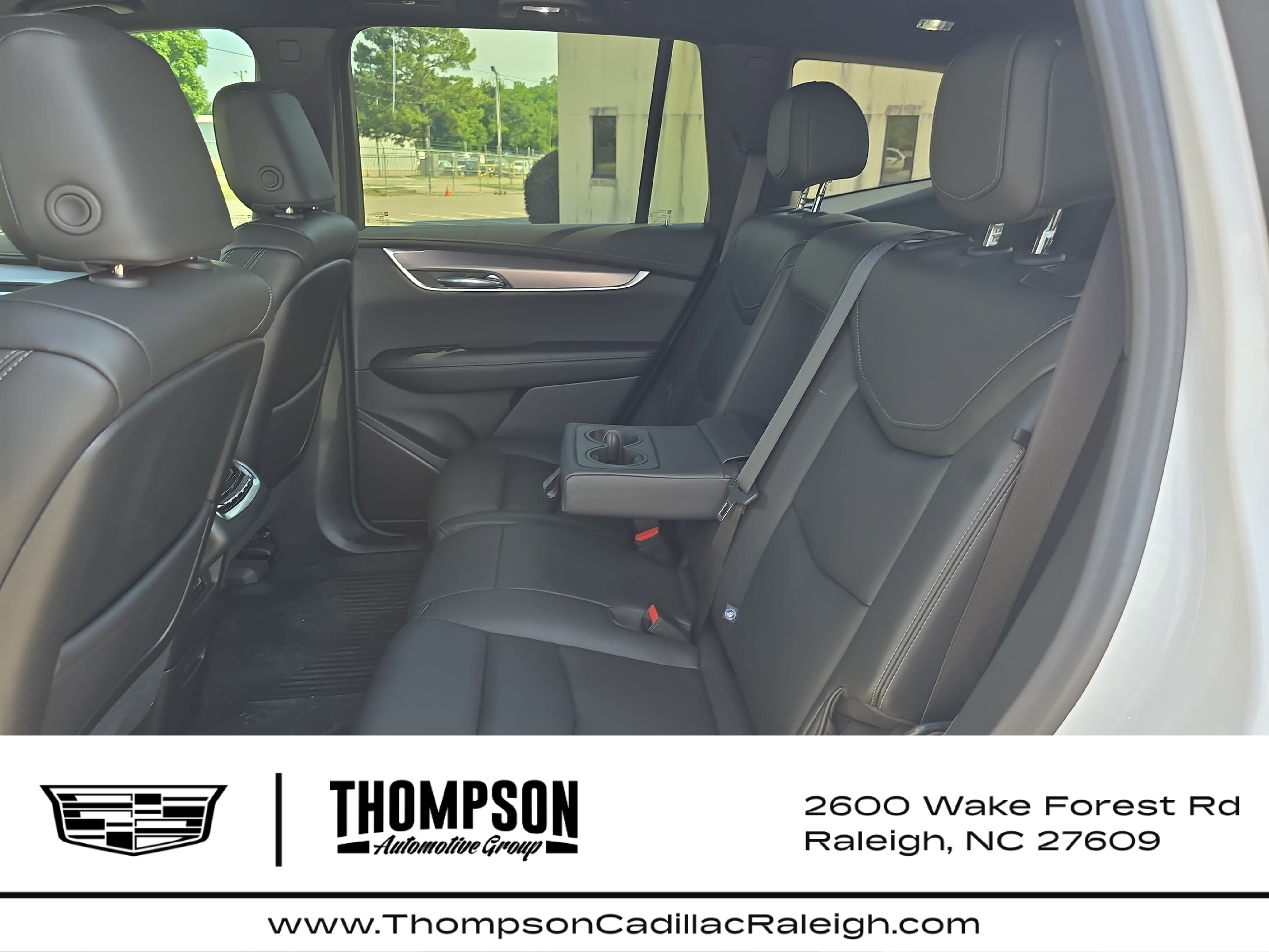 New 2025 Cadillac XT6 Luxury FWD image 15