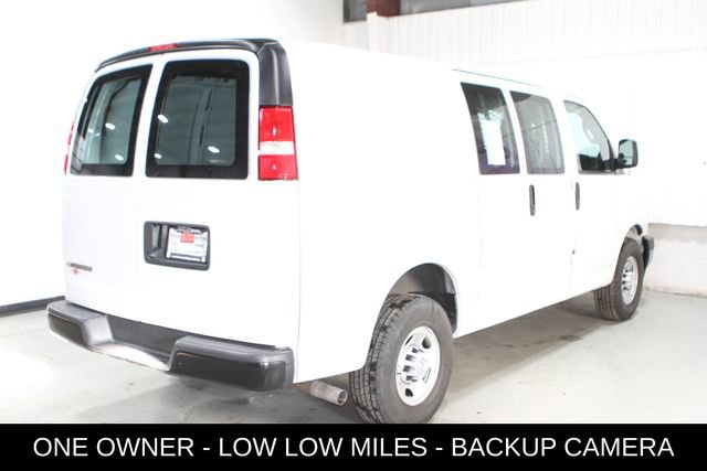 Used 2019 Chevrolet Express 3500 w/ Driver Convenience Package RWD image 34