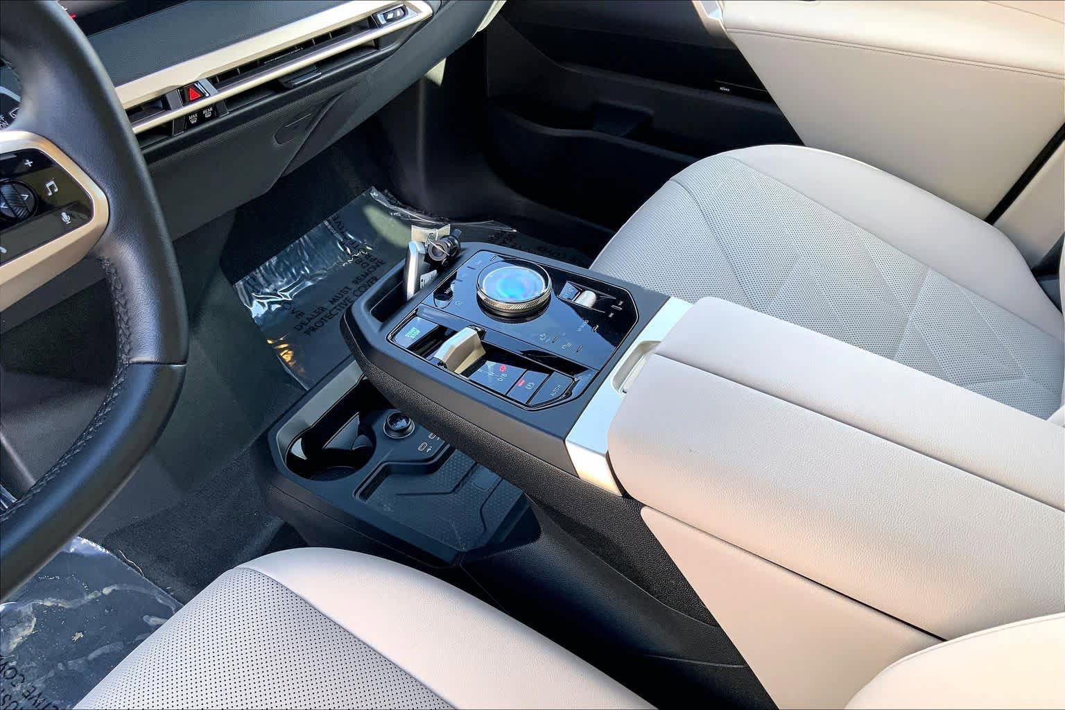 Certified 2023 BMW iX xDrive50 w/ Convenience Package AWD/4WD image 16