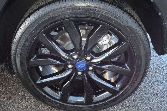 Used 2017 Ford Escape SE w/ SE Sport Appearance Package image 42