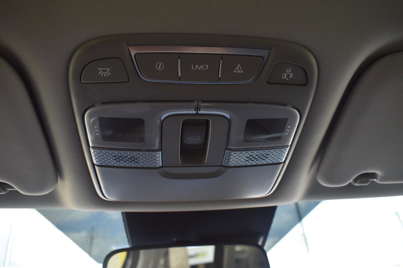 Used 2022 Kia Telluride S FWD image 40