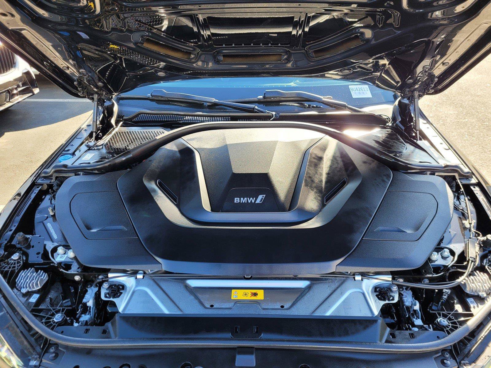 Used 2023 BMW i4 eDrive40 w/ M Sport Package RWD image 36