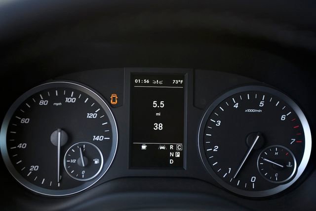 Used 2023 Mercedes-Benz Metris Passenger image 39