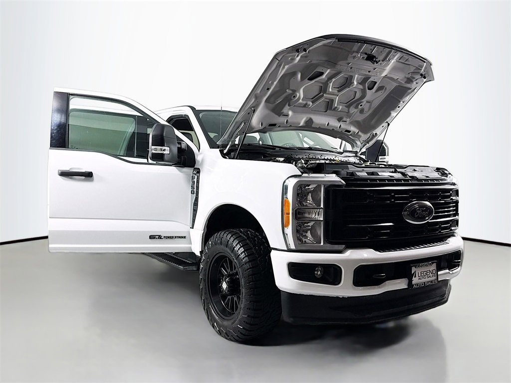 Used 2023 Ford F350 XLT image 22