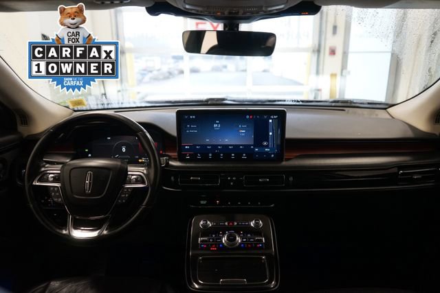 Used 2022 Lincoln Nautilus Reserve image 32