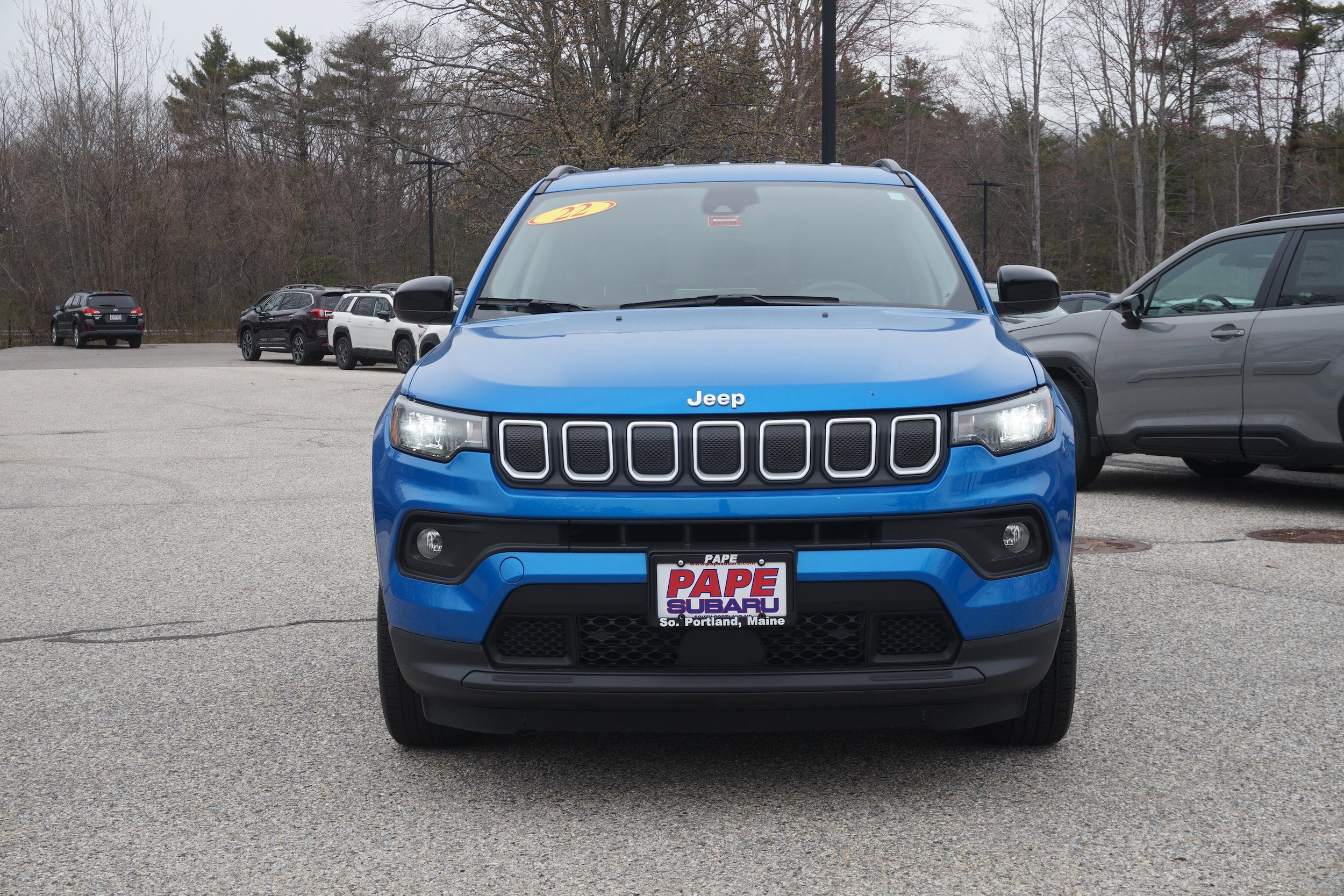 Used 2022 Jeep Compass Latitude AWD/4WD image 2