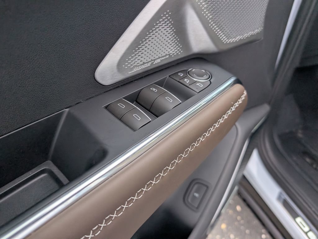 New 2026 GMC Acadia Denali Ultimate w/ LPO, Floor Liner Package image 15