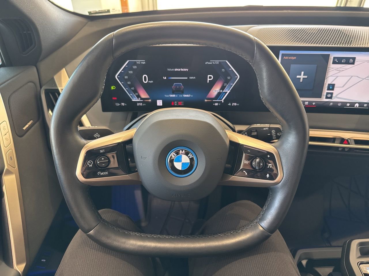 Used 2024 BMW iX xDrive50 w/ Sport Package image 19