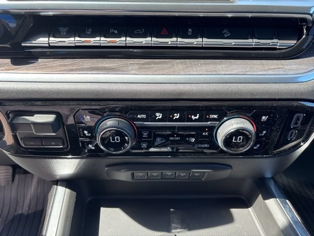 New 2026 Chevrolet Silverado 3500 High Country w/ High Country Premium Package AWD/4WD image 23