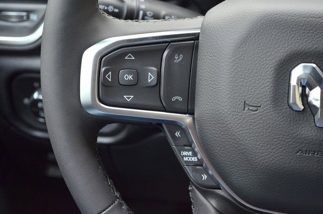 New 2026 RAM 1500 4x4 Crew Cab image 17