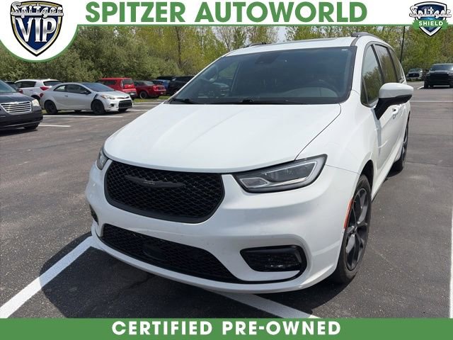 Used 2023 Chrysler Pacifica Touring-L w/ Uconnect Theater Family Group AWD/4WD image 1
