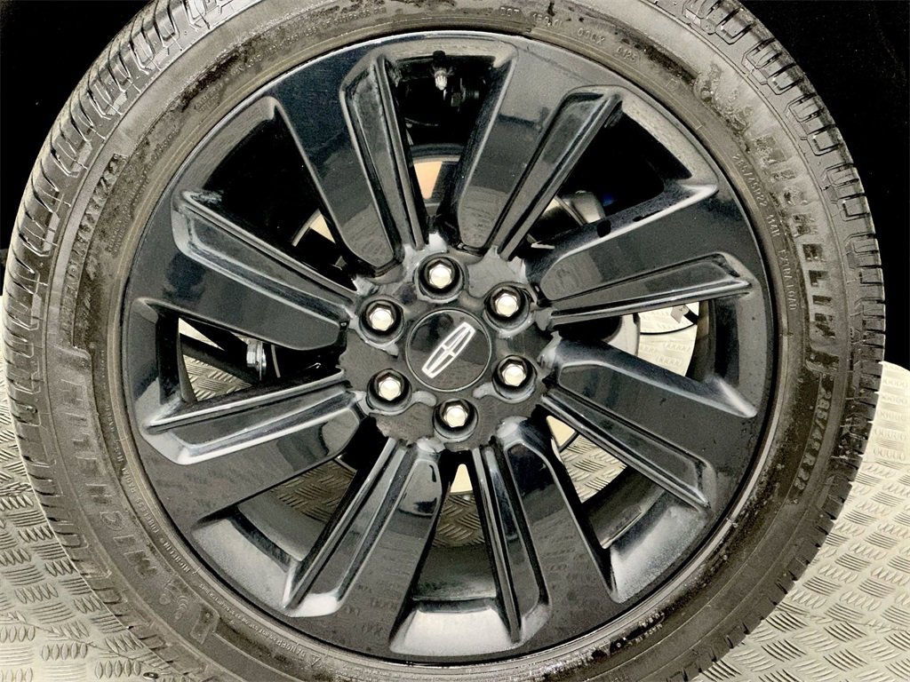 Used 2024 Lincoln Navigator L Reserve image 10