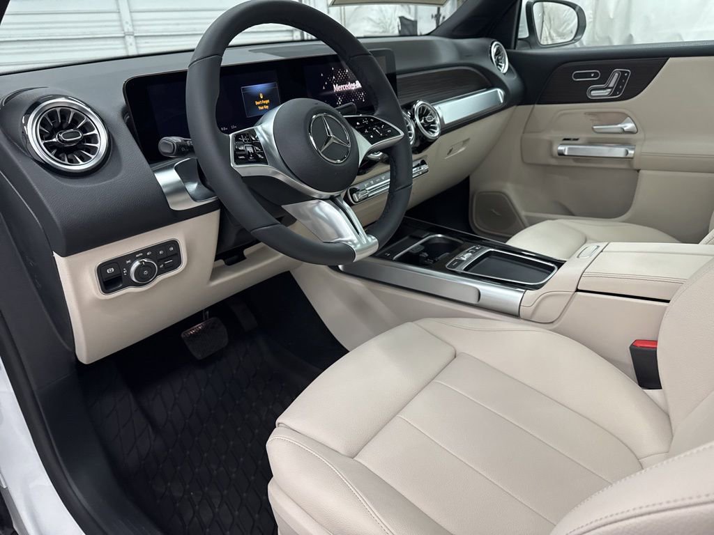 Used 2026 Mercedes-Benz GLB 250 GLB 250 image 12