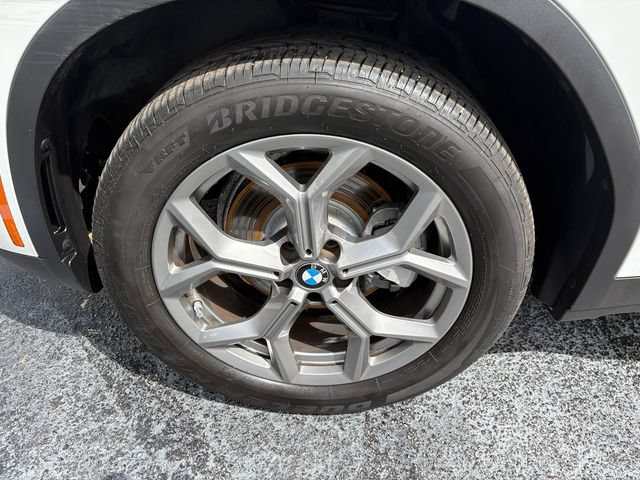 Used 2022 BMW X3 xDrive30i w/ Premium Package 2 AWD/4WD image 3
