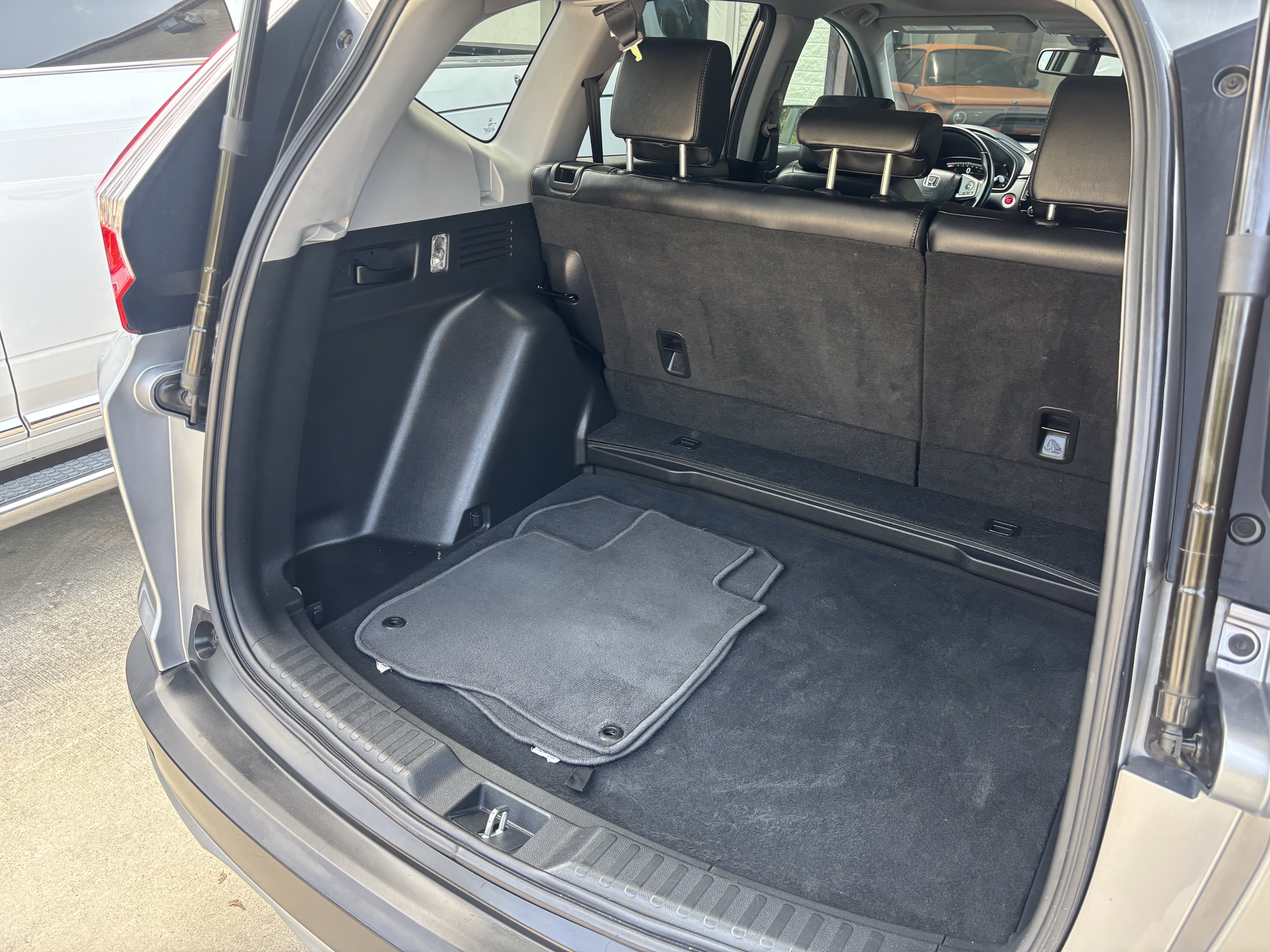 Used 2018 Honda CR-V Touring image 42